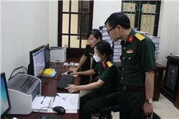 Ban chỉ đạo Cải cách hành chính và Chính phủ điện tử Bộ Quốc phòng kiểm tra công tác phát triển Chính phủ điện tử tại Quân khu